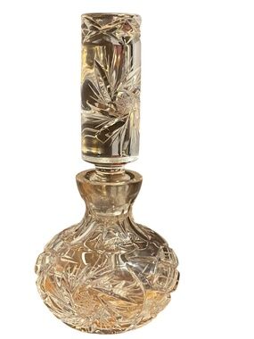 Antique/Vintage pinwheel cut crystal vanity piece/perfume bottle.
